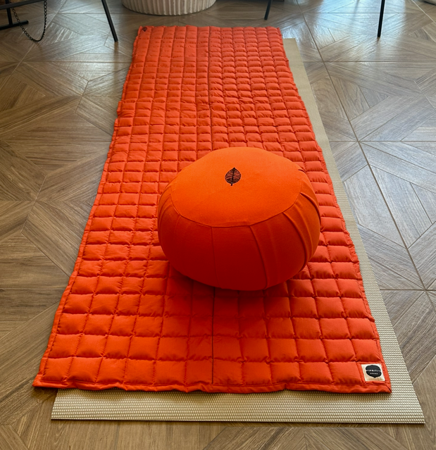 Organic Cloud Ten Quilted Yoga Mat Topper: A PRITI exclusive