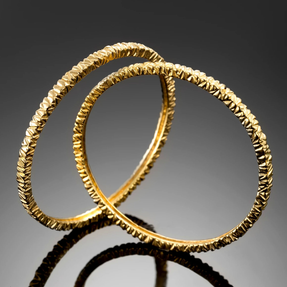 Neshi gold bracelet